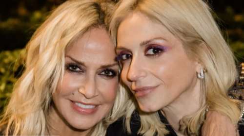 Σοφία Καρβέλα: Για prive αγορές με τη μητέρα της, Άννα Βίσση