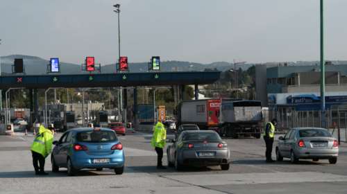 Κορονοϊός: Στο &quot;τραπέζι&quot; το μπλόκο στους ανεμβολίαστους και στα ταξίδια από νομό σε νομό -  Με PCR τεστ ή rapid οι μετακινήσεις