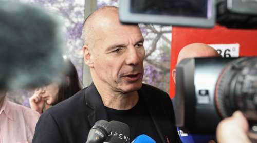 Εκλογές - Βαρουφάκης: Είναι πάρα πολλοί εκείνοι που μετάνιωσαν ότι δεν μας ψήφισαν κι είναι έτοιμοι να το κάνουν"