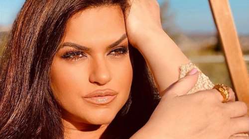 Δήμητρα Κατσαφάδου: Διαψεύδει ότι συνελήφθη στενή συνεργάτης της για τη ληστεία στο κατάστημά της