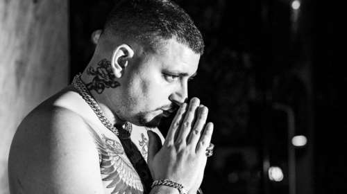 Mad Clip - Ο παππούς του τράπερ καταγγέλλει: Εγκληματική ενέργεια ο θάνατός του [Βίντεο]