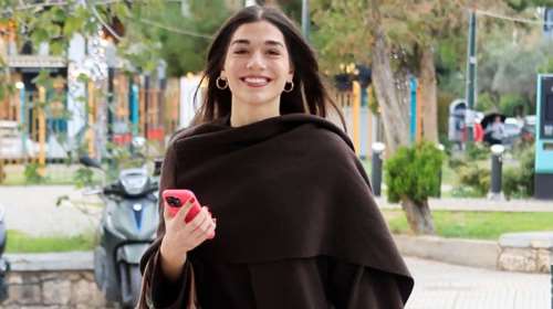 Μελίνα Νικολαΐδη: Η αγαπημένη της τσάντα είναι δημιουργία πολυτελούς ελληνικού brand