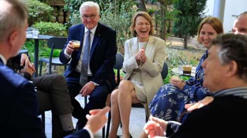 Η συνάντηση του Γερμανού Προέδρου Στάϊνμαγερ με τον &quot;εθνικό&quot; προπονητή μας Οτο Ρεχάγκελ [εικόνες]