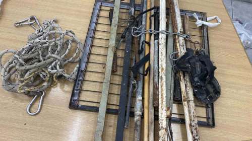 Απίστευτες "ανακαλύψεις" στις Φυλακές Κορυδαλλού: Λοστοί, ορειβατικά σχοινιά, μαχαίρια, γάντζοι στα κελιά  [Εικόνες]