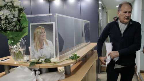 Συγκινεί ο Κώστας Λαλιώτης για τη Φώφη Γεννηματά: "1, 2, 3 και φτερούγισες στον ουρανό"