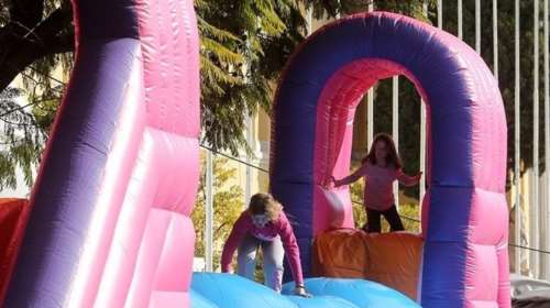 Κορωπί: Τέσσερα παιδιά τραυματίστηκαν σε παιδότοπο που λειτουργούσε παράνομα- Συνελήφθησαν οι υπεύθυνοι