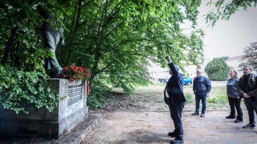 Επίσκεψη Κουτσούμπα στο πρώην ναζιστικό κολαστήριο του Μπούχενβαλντ [εικόνες]