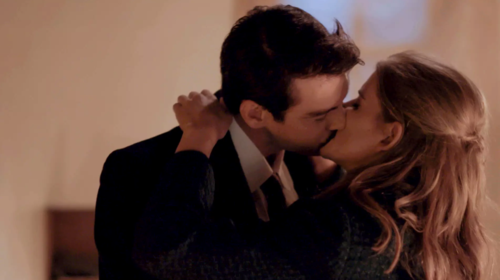 Άγριες Μέλισσες: Ένας γάμος, ένας χωρισμός και ένα πτώμα - Στη φόρα τα ένοχα μυστικά