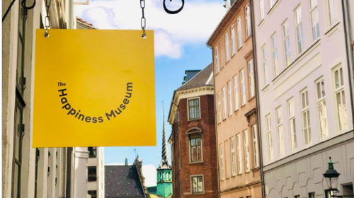 Το πρώτο μουσείο της… ευτυχίας σε ένα υπόγειο στο κέντρο της Κοπεγχάγης [Βίντεο]