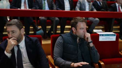 Σκληραίνει η κόντρα Κασσελάκη-Ανδρουλάκη με καθημερινές μπηχτές και καρφιά - "Ποιος είναι ο εκβιαζόμενος;"