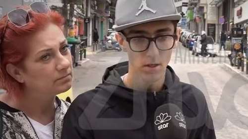 Συγκλονίζει ο 18χρονος Δημήτρης για την επίθεση στην Ακρόπολη: "Μην κλείνεις τα μάτια σου, μείνε μαζί μας"