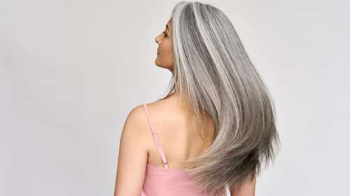 Νέα μετά τα 50; Η Δρ Νανά Τσουμάκη εξηγεί ότι η ηλικία είναι μόνο ένας αριθμός