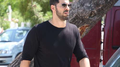 Ο Γιώργος Παράσχος κατέθεσε για τα πλαστά πιστοποιητικά εμβολιασμού που κατήγγειλε