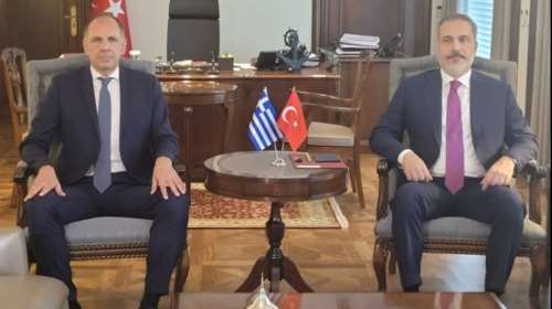 Σε εξέλιξη η συνάντηση Γεραπετρίτη - Φιντάν στην Άγκυρα