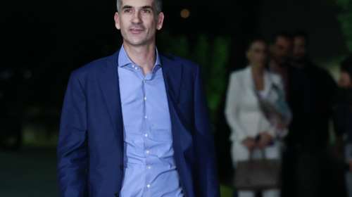 Ο Κώστας Μπακογιάννης μετακομίζει προσωρινά στην Αμερική - Αυτός είναι ο λόγος