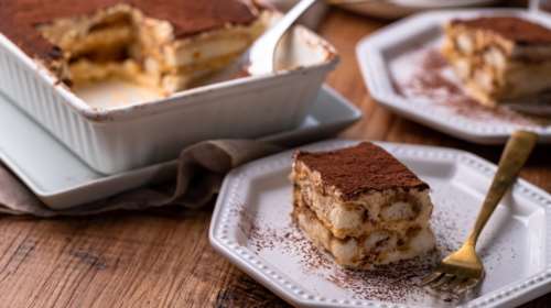 Το πιο εύκολο τιραμισού που έχεις φτιάξει ποτέ- Χωρίς αυγά