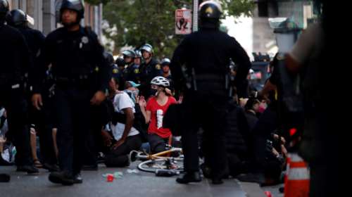 ΗΠΑ: Αστέρια του NBA διαδηλώνουν εναντίον του ρατσισμού