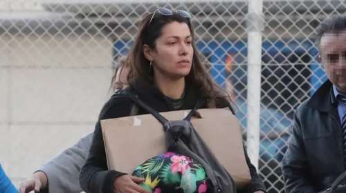 Κλέλια Ρένεση: Η 4 ετών κόρη της, Κοραλία, κάνει ιππασία φορώντας την πιο χαριτωμένη μπαντάνα