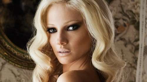 Εξαλλη η Τζούλια Αλεξανδράτου: Σταματήστε τις μ@λ@κίες - Η πρόταση των 3.500 ευρώ για ένα &quot;ροζ&quot; σαββατοκύριακο στην Πάρο