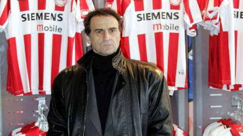 Κορονοϊός: Διασωληνωμένος ο παλαίμαχος άσος του Ολυμπιακού, Βασίλης Μποτίνος