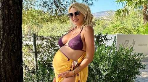 Η Κωνσταντίνα Σπυροπούλου αποκάλυψε πόσα κιλά έχασε 12 ημέρες μετά τη γέννηση του γιου της