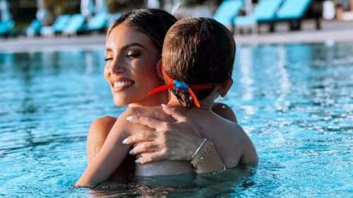 Iconic duo: Ο Μάξιμος Μιχόπουλος παίζει μπάλα με τον Μπρούνο Τσερέλα στη Σικελία