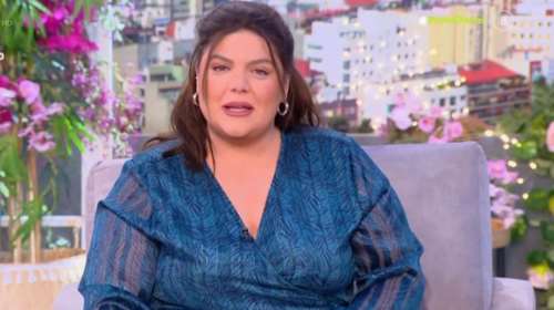 Ξανθιά και με πιο μακριά μαλλιά από ποτέ η Δανάη Μπάρκα: Δες την ανανεωμένη εμφάνισή της