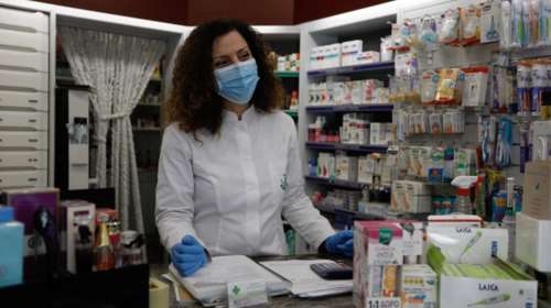 Την επάρκεια φαρμάκων σε πάνω από 3 εκατ. ασφαλισμένους και ασθενείς εξασφαλίζει η ελληνική φαρμακοβιομηχανία