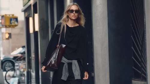 Αυτές είναι οι μαύρες δερμάτινες μπότες που έχουν γίνει viral στα social media: Κοστίζουν 50 ευρώ