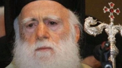 Απίστευτη προτροπή του Αρχιεπισκόπου Κρήτης: Μην φοράτε μάσκες μέσα στην εκκλησία - Φυλακίζουν την πίστη