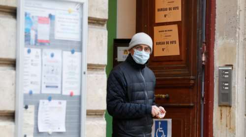 Δημοτικές εκλογές στη Γαλλία εν μέσω κορονοϊού - Σε καραντίνα Ιταλία και Ισπανία