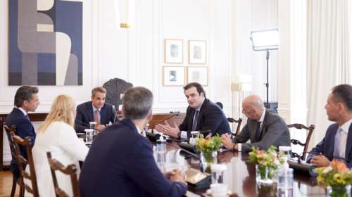 Μητσοτάκης με United Group για αναβάθμιση τηλεπικοινωνιακών υποδομών: Επένδυση μαμούθ ύψους 2 δις ευρώ