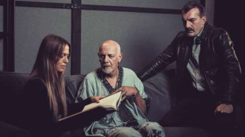 Η "Συνάντηση"  κάνει πρεμιέρα στο θέατρο Μουσούρη