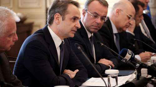 Τι συμβαίνει με τον Ανασχηματισμό;- Γιατί καθυστερεί