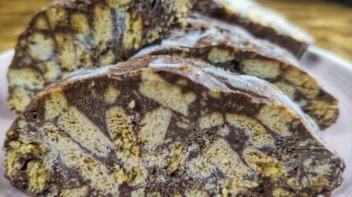 Συνταγή για τέλειο σοκολατένιο κορμό ψυγείου χωρίς ζάχαρη