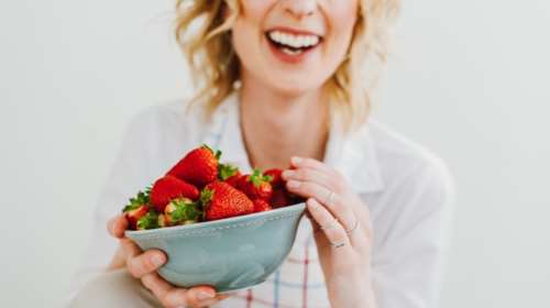 Φράουλες: &quot;Φάρμακο&quot; για το ευαίσθητο στομάχι και την καρδιά