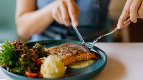 Διατροφολόγος προτείνει: Γεύμα για γυναίκες που δυσκολεύονται με την απώλεια βάρους