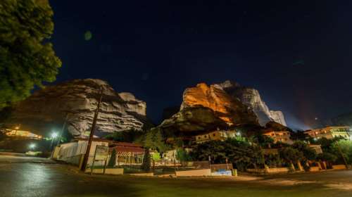 Σε απόγνωση οι ξενοδόχοι στην Καλαμπάκα: Ακυρώσεις για το 95% των καταλυμάτων