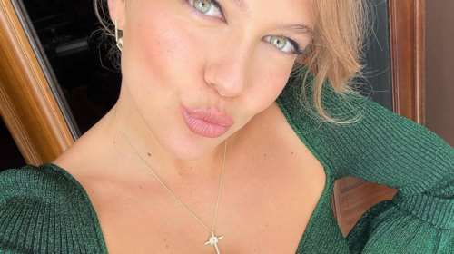 Η Κλέλια Ανδριολάτου ξεκίνησε κολυμβητήριο: Η φωτογραφία με το ολόσωμο μπλε μαγιό, μέσα από τα αποδυτήρια