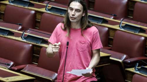 Επιμένει ο Κρίτων Αρσένης για τον θάνατο της Χαράς Τζαναβάρα - Παρά το "κράξιμο" από τους πάντες