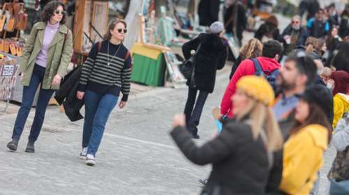 Κορονοϊός: Ανέβηκαν στα 21.121 τα νέα κρούσματα -  54 θάνατοι και 365 διασωληνωμένοι