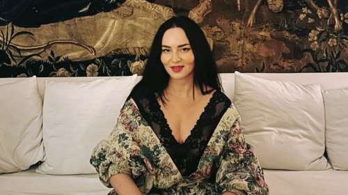 Η Ζενεβιέβ Μαζαρί ποζάρει με τον πλαστικό χειρουργό της: Ετοιμάζεται για το καλοκαίρι