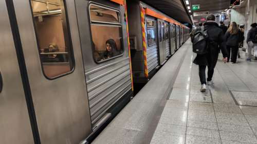 Συναγερμός στο Μετρό: Πτώση ατόμου στις γραμμές - Κλειστοί οι σταθμοί Ευαγγελισμός και Μέγαρο Μουσικής