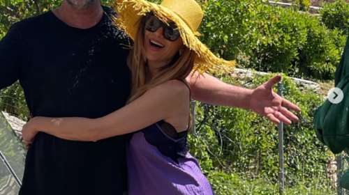 Δέσποινα Βανδή - Βασίλης Μπισμπίκης:  Διακοπές στο νησί που γνωρίστηκαν