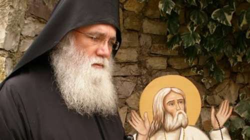 Πατέρας Νεκτάριος Μουλατσιώτης: Ζητάμε εντατικούς ελέγχους σε εκκλησίες για να σωθούν ψυχές