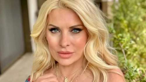 Το κοντό καρέ της Ελένης Μενεγάκη είναι το κούρεμα που βλέπουμε παντού σήμερα