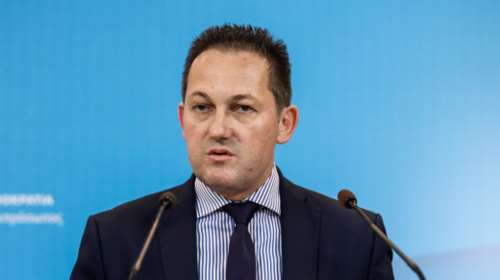 Πέτσας: Δεν ξέρω εάν θα ανοίξουν τα σχολεία