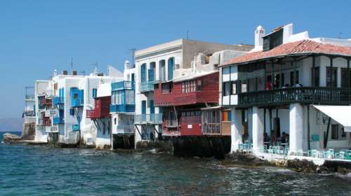 &quot;Αντάρτικο&quot; του δημάρχου Μυκόνου κατά της επένδυσης Αράβων της AGC ύψους 60 εκατ. ευρώ