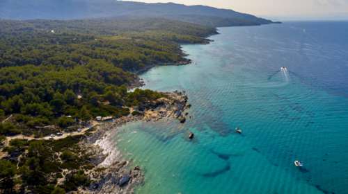 Σοκ στη Χαλκιδική: Πωλητήριο σε τουλάχιστον 70 μικρά ξενοδοχεία λόγω κορονοϊού