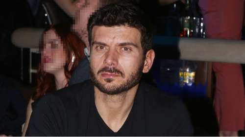 Μάνος Γαβράς: Βαρύ πένθος για τον ηθοποιό - Ραγίζει καρδιές το μήνυμά του